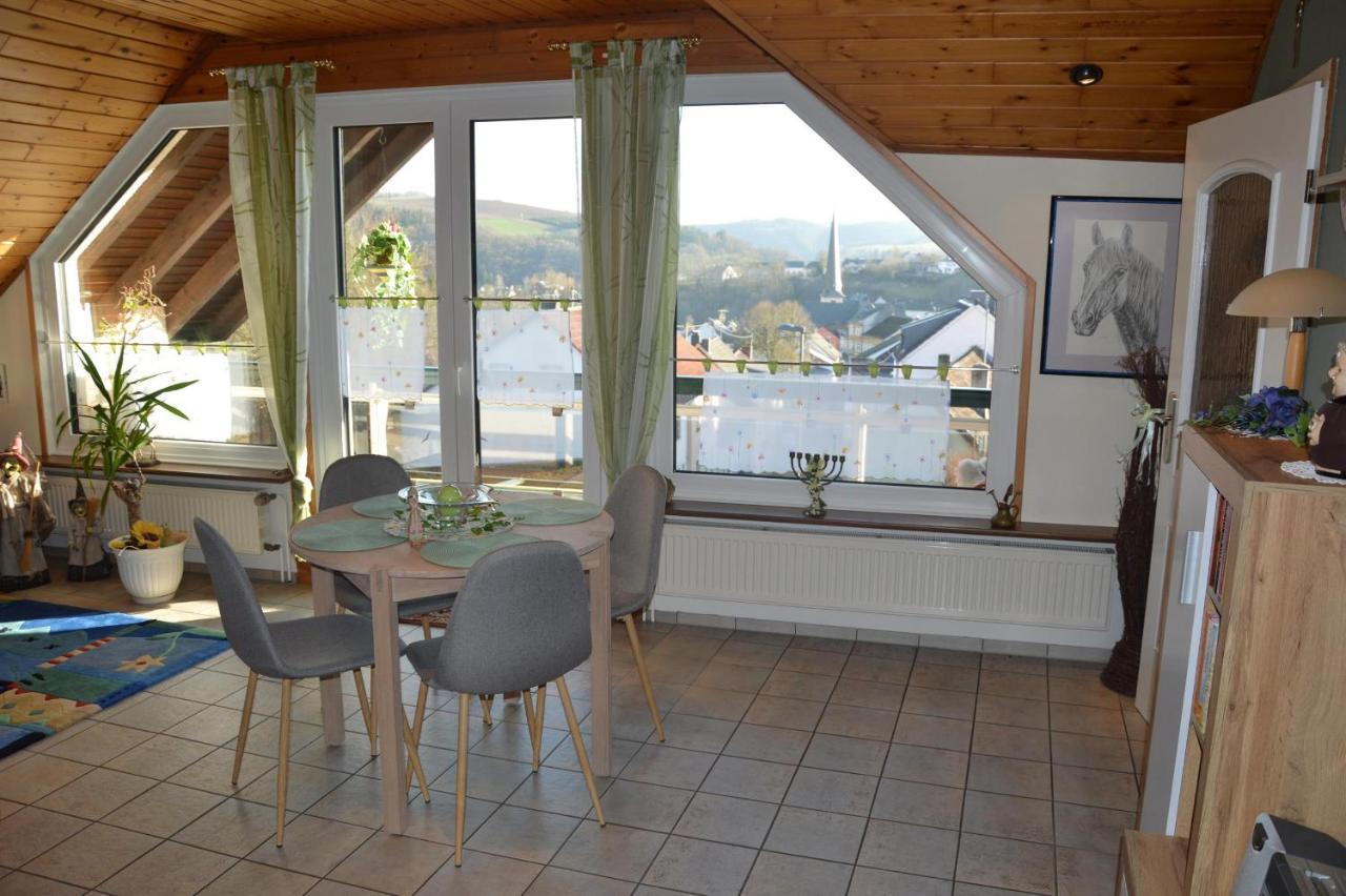 Ferienwohnung Auszeit Waxweiler ภายนอก รูปภาพ